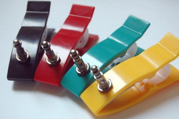 Конечностные электроды для экг. Электроды клипсы экг конечностные. Электроды клипсы экг конечностные. Электроды-клеммы для экг на конечности (4 шт/компл) взрослые ceracarta 10017. Электроды-клеммы для экг на конечности (4 шт/компл) взрослые ceracarta 10017.